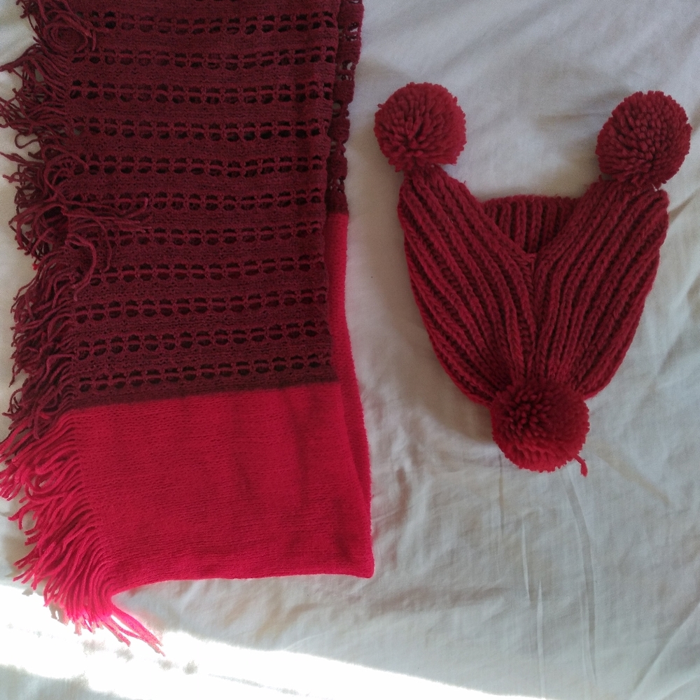 Hat With Scarf - image 2